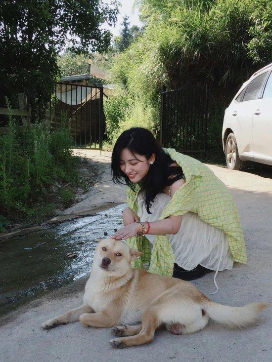 很羡慕，沈月的松弛感  第8张