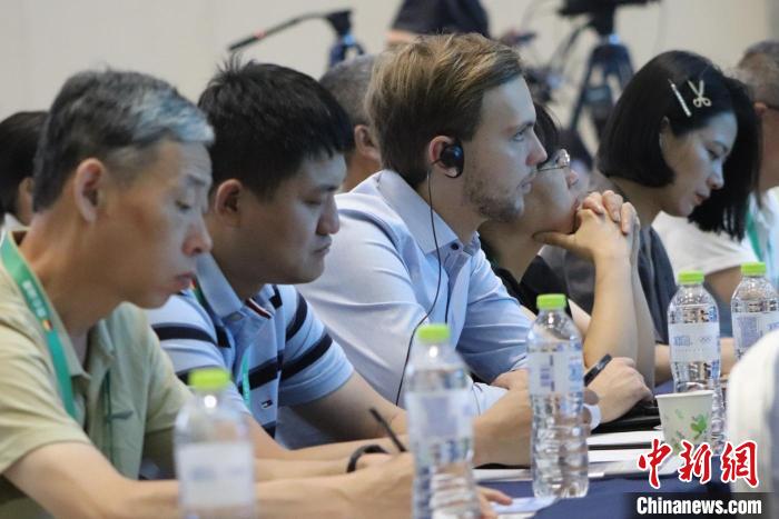 业界专家相聚山东青岛探讨润滑行业绿色发展  第3张