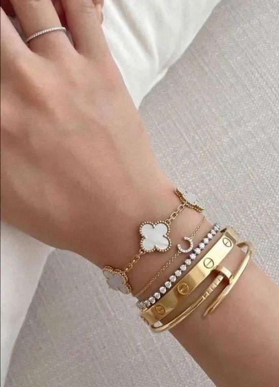 梵克雅宝全球涨价，为什么大家通宵排队买？  第11张