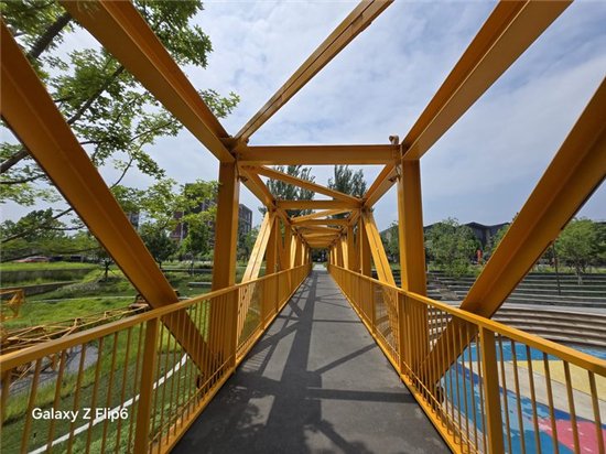 首款骁龙8 Gen3小折叠 三星Galaxy Z Flip6手机评测  第25张