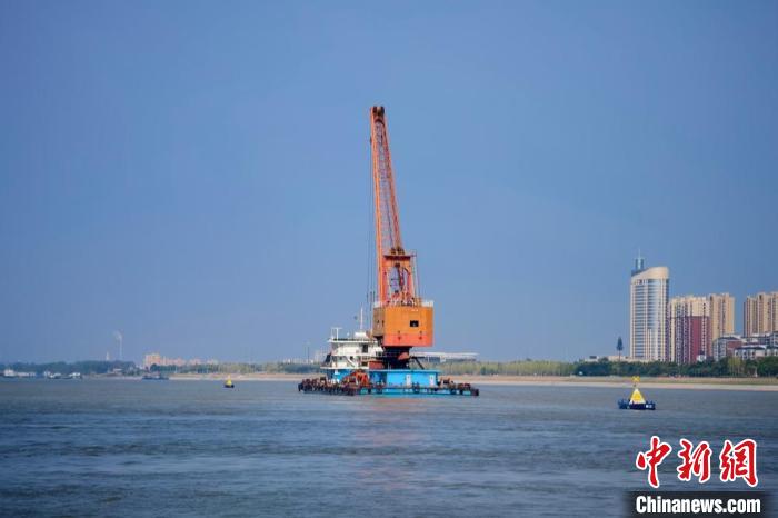 长江枝江水道打捞一艘沉船 第4张 长江枝江水道打捞一艘沉船 第4张