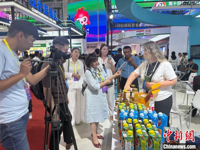 中亚媒体聚焦第十四届中国新疆喀什·中亚南亚商品交易会 第2张 中亚媒体聚焦第十四届中国新疆喀什·中亚南亚商品交易会 第2张