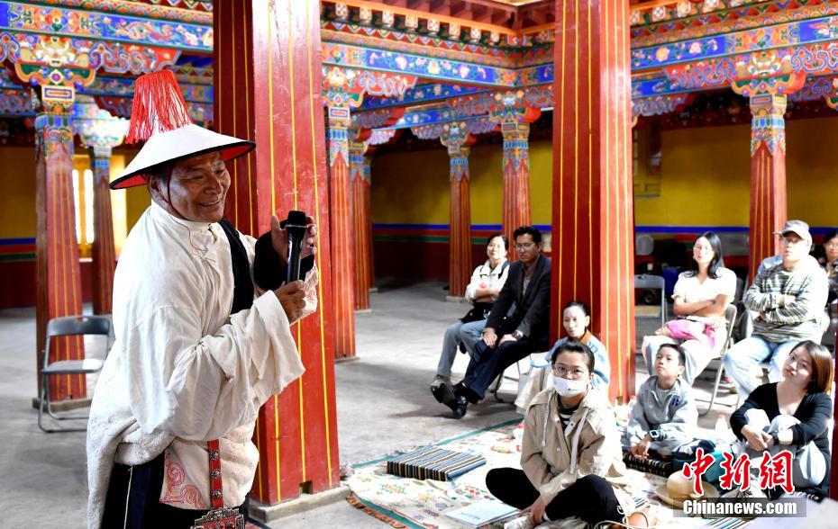 西藏拉萨：古建大院响起国家级非遗“昌鲁”  第2张