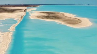 青海东台吉乃尔湖将消失?旅游局辟谣:若矿区抽水,水量大小受矿区施工作业影响