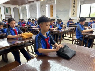 课时被挤占、作业靠摆拍，劳动课也玩起形式主义那一套？