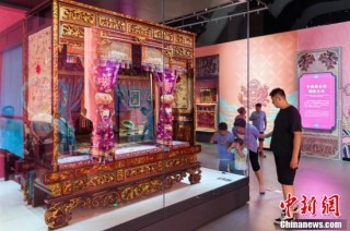 “峇峇娘惹的世界——海上丝绸之路上的峇峇娘惹文化展”在天津展出