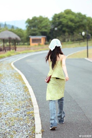 在真人秀里素颜出镜,她这么敢?