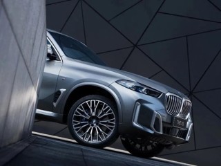 被坑了?宝马涨价,奔驰赢麻了