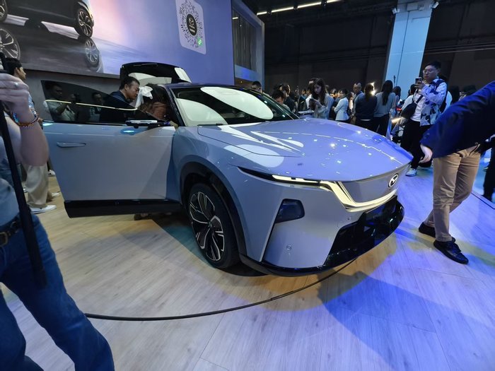 13款新车带你看上海车展最热车型｜2025上海车展  第6张