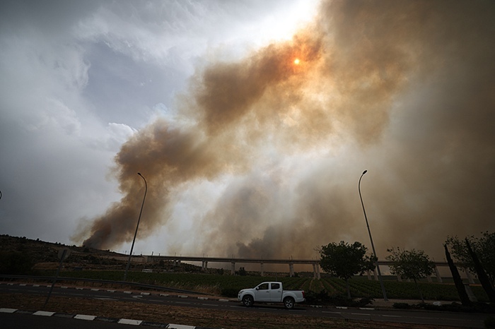 以色列因山火宣布国家紧急状态，巴勒斯坦提出协助  第2张