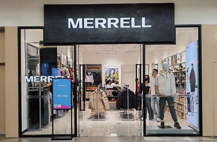 跑鞋赛道拥挤，索康尼独力支撑特步有点难  第5张