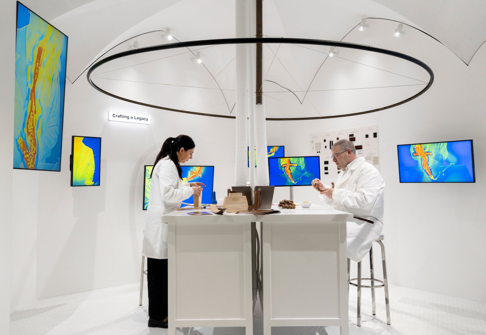 古驰在上海为竹节包举办展览	，泡泡玛特盯上了《海绵宝宝》｜是日美好事物  第18张