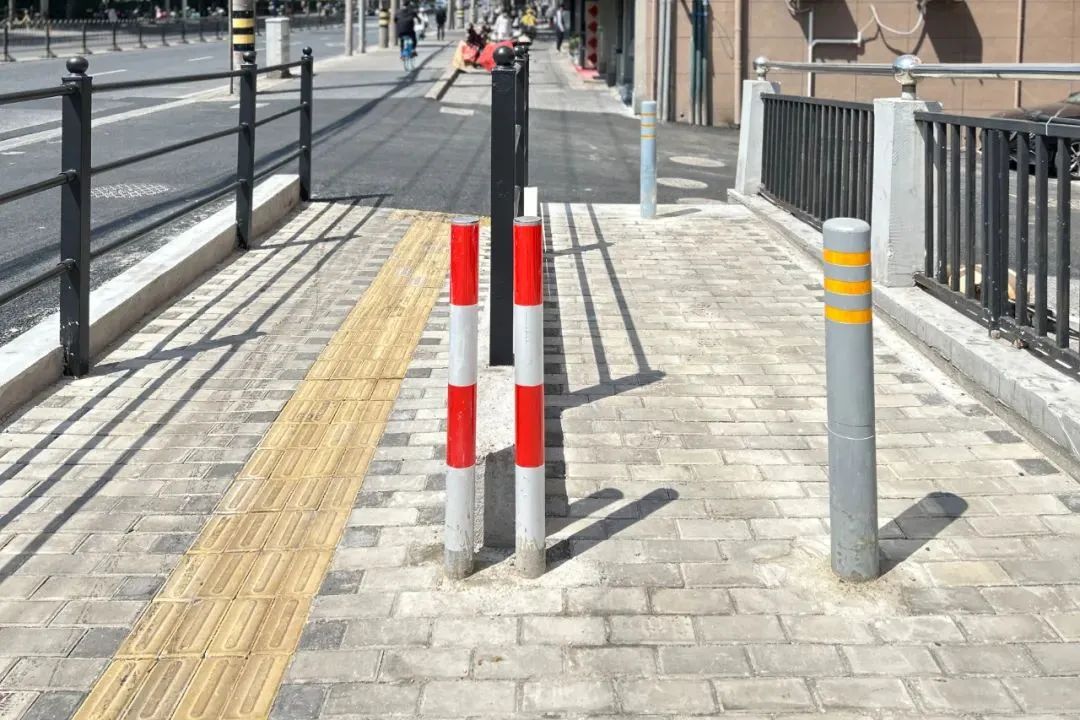 爬坡难下坡险，居民出行难题如何解？  第3张