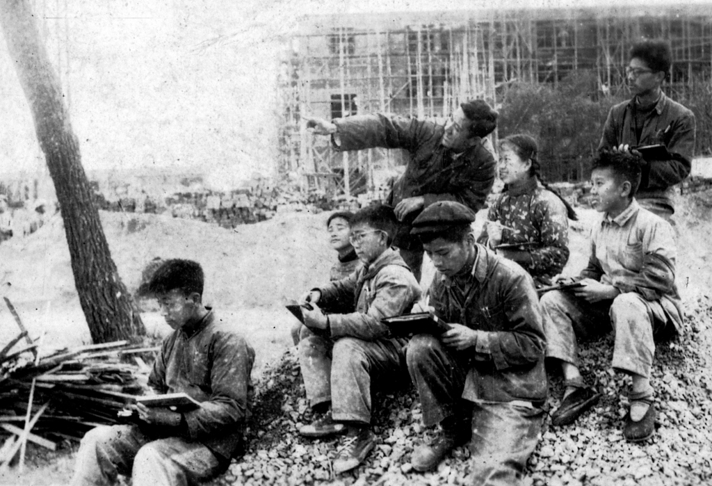 纪念｜脖子上挂着红领巾的陈逸飞  第12张